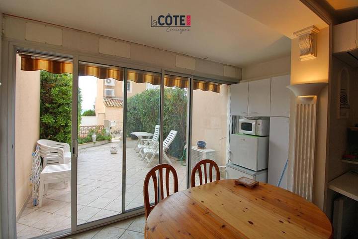 Gîte pour 4 personnes, avec Terrasse et Vue dans Calanque de Cap Rousset - 4