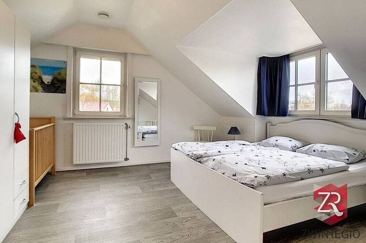 Mooi ingericht huis, direct aan zee. Binnen 1 minuut met uw voeten in het zand. in Zeeuwse Kust