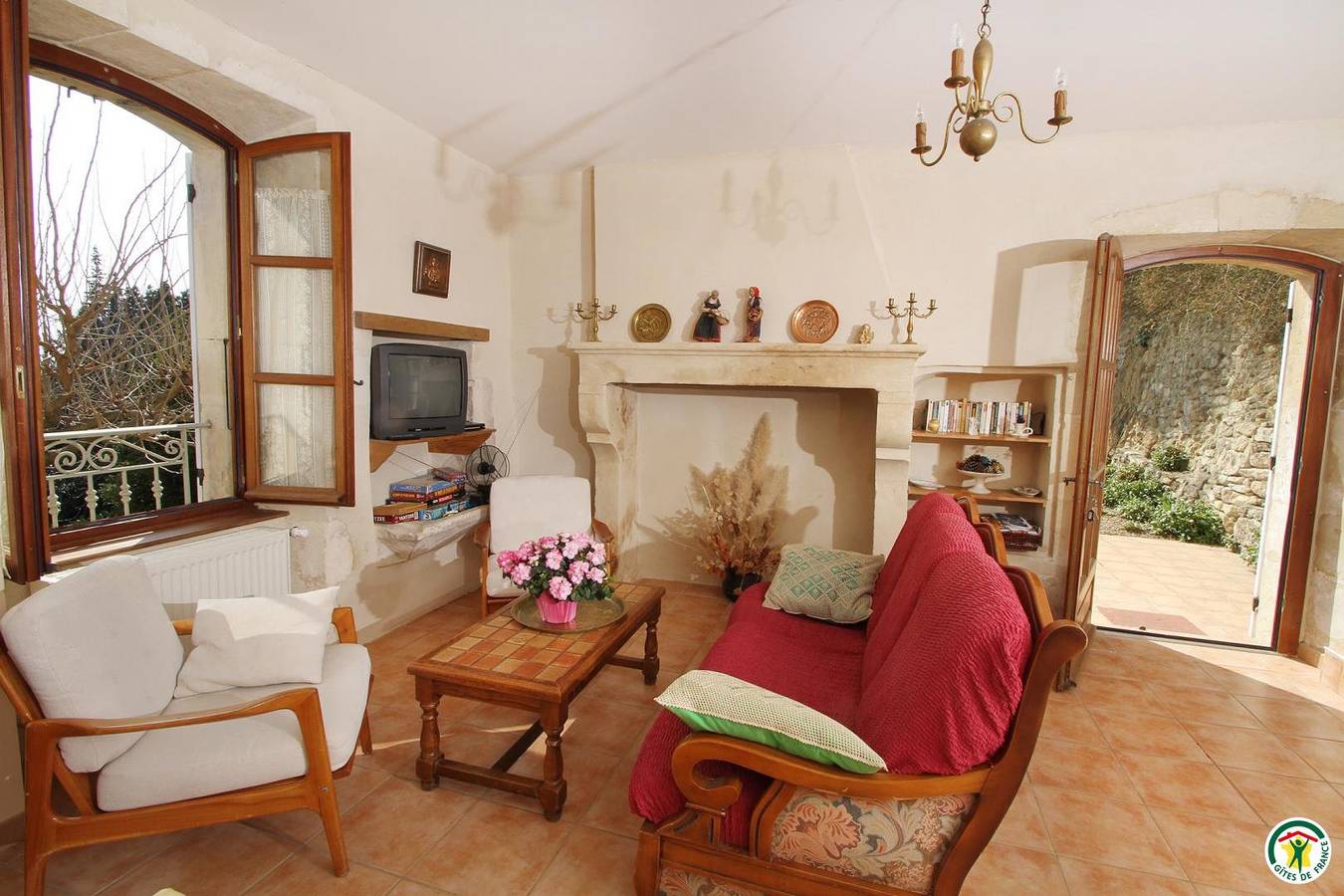 Le Mas De La Rouverette N°2 in Saint-Restitut, Nyons region