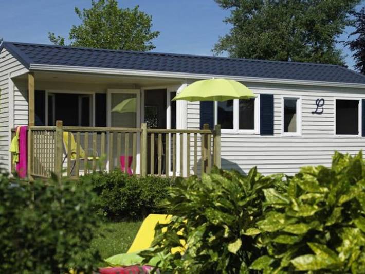 Mobil home pour 4 personnes, avec Terrasse et Piscine à Loudéac
