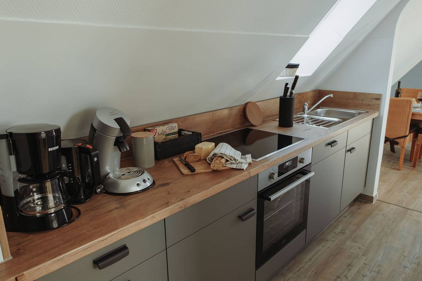 Ganze Wohnung, Ferienwohnung 'Gästehaus Bröcker Wohnung 7' mit Balkon und Wlan in Hafen Büsum, Büsum