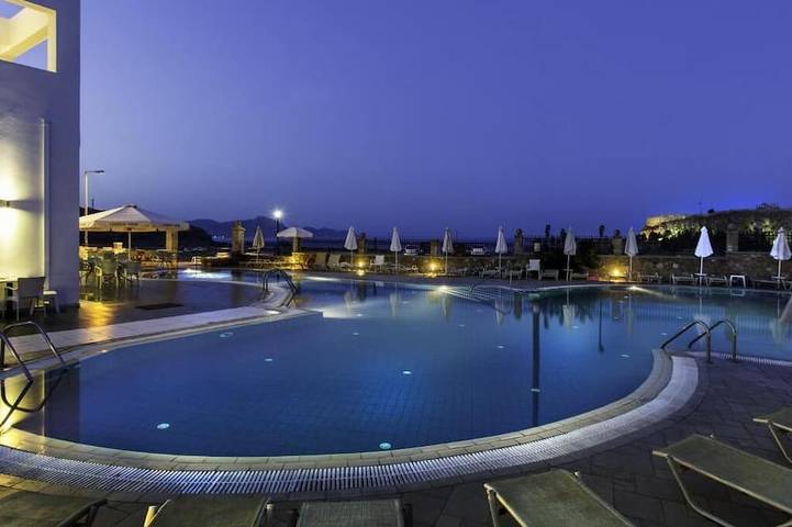 Holiday rental for 3 people, with pool in Lindos