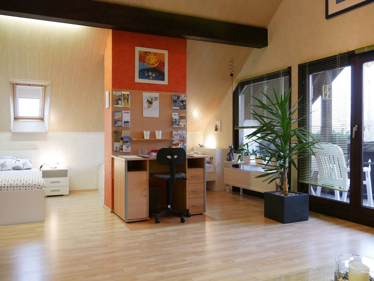 Ganze Ferienwohnung, Ferienwohnung Eva-Maria - Ferienwohnung Eva-Maria, 84 qm, 1 Schlafzimmer, 1 Wohnzimmer, 2 Erwachsene und 2 Kinder in Europa-Park, Mahlberg