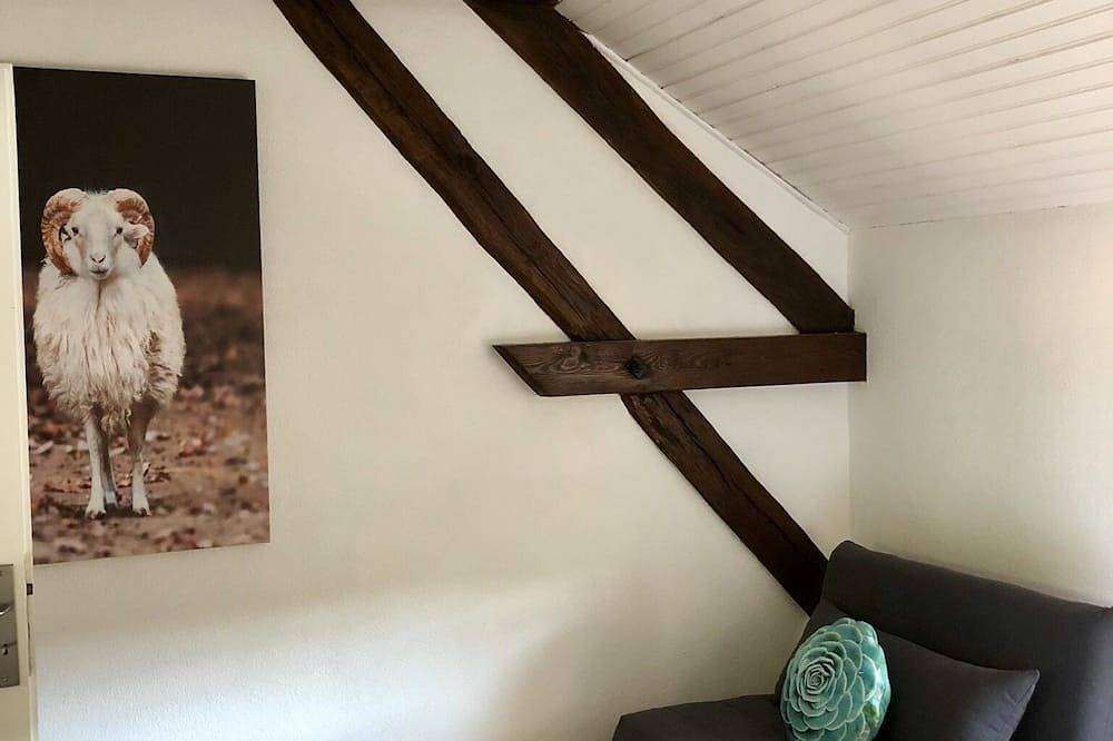 Charming gîte between sky and nature: sleeps 10 (contact us if more). in Siersthal, Sarreguemines