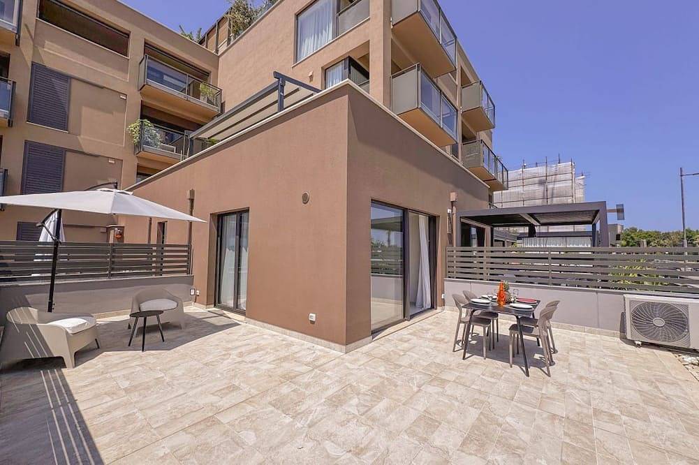 Ganze Wohnung, Beachfront Bliss: Relax with a Stunning Sea View in Porto Sant'Elpidio, Fermo Provinz