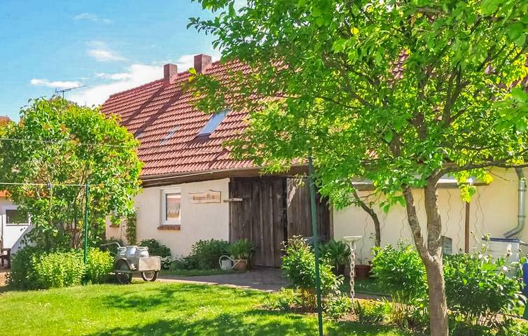 Gemütliches Apartment am Strand mit Parkplatz und WiFi in Grünow, Mecklenburg-Strelitz