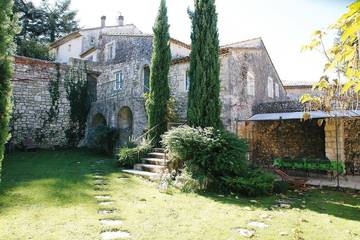 Location de vacances pour 7 personnes, avec jardin à Navacelles