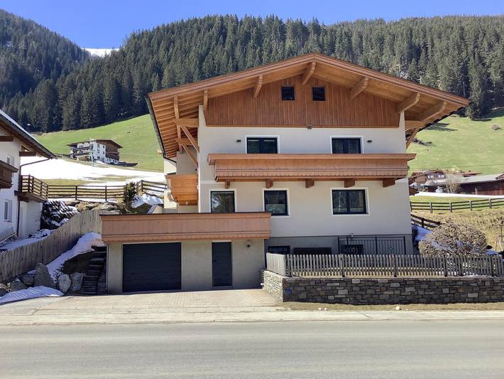 Vakantiewoning voor 8 personen, met Balkon in Lanersbach