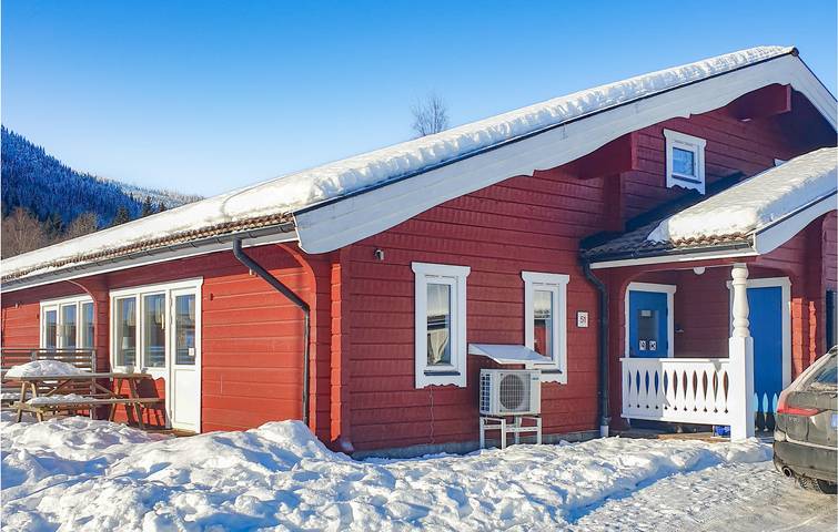 Ferienhaus für 8 Personen, mit Garten und Sauna sowie Terrasse - 1