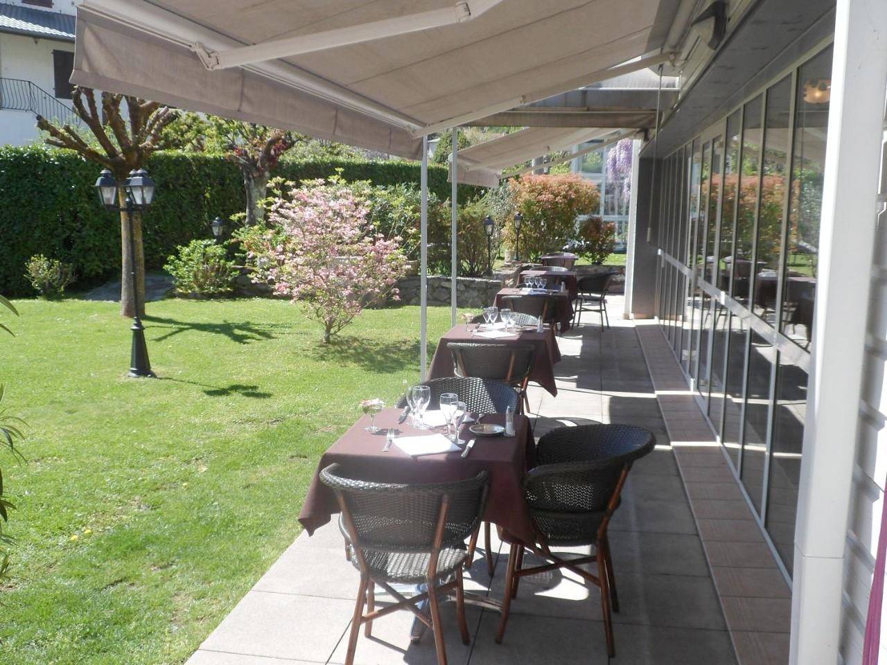 Logis Hôtel Les Cimes in Argelès-Gazost, Pyrénées