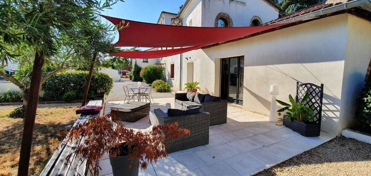 Two-Bedroom Suite in Terssac, Région d'Albi