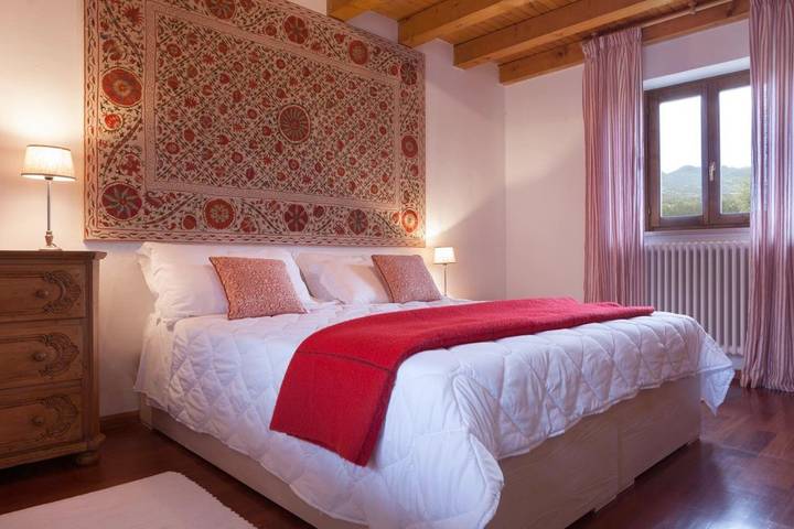 Gîte pour 4 personnes, avec Balcon et Terrasse ainsi que Jardin et Vue à Santa Giustina