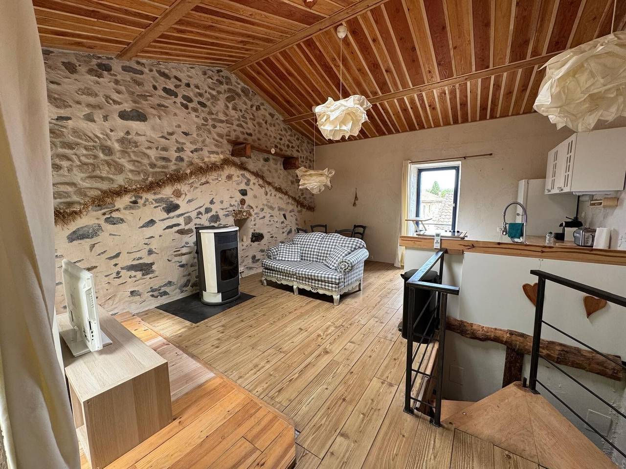 Ferienhaus 'Maison De Charme – Naturidylle' mit privatem Garten, Wlan und Klimaanlage in Saint-Privat (Ardèche), Parc naturel régional des Monts d'Ardèche