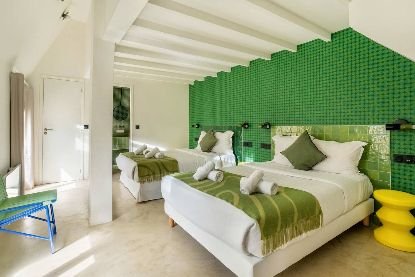 Entire apartment, Les Halles - Luxurious & colorful 5Bd for 16 guest in Paris, Ile de France
