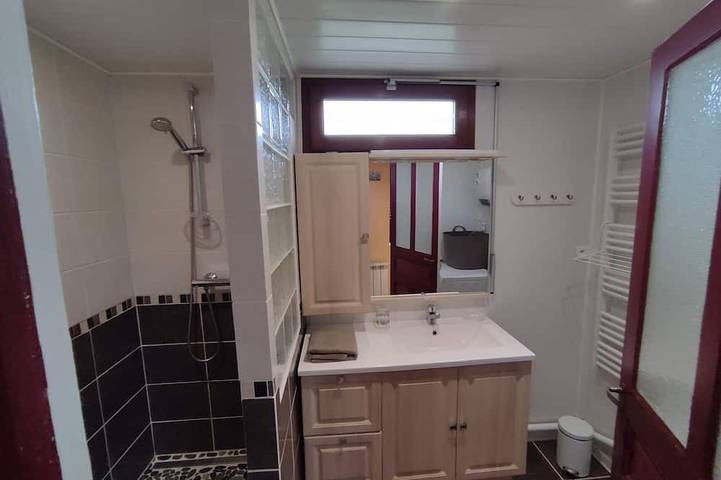 Location de vacances pour 4 personnes, avec balcon à Le Bourg - 4
