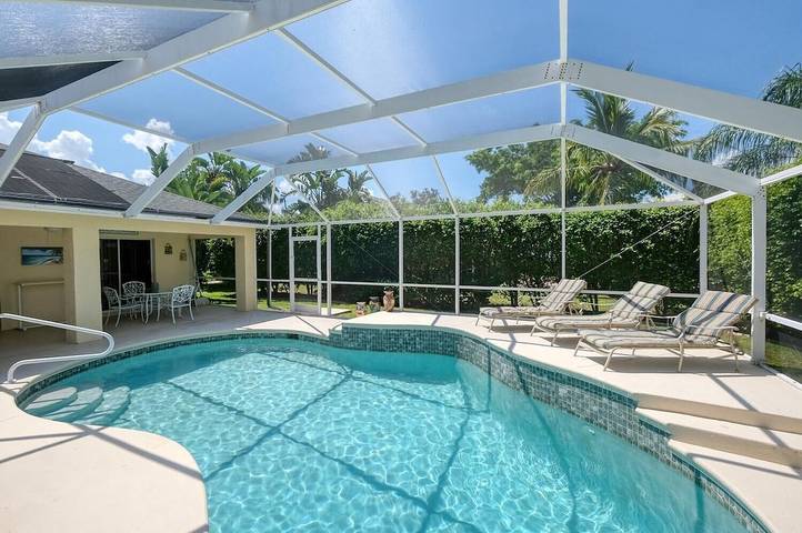 Bungalow für 8 Personen, mit Garten in Cape Coral