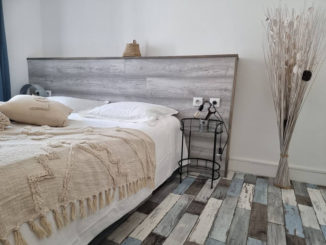 Chambre d’hôtes « Chambre Bohème » avec piscine partagée, terrasse commune et Wi-Fi in Piégut-Pluviers, Parc naturel régional Périgord-Limousin