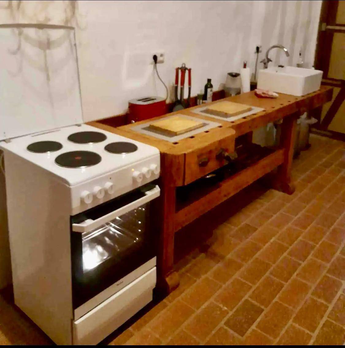 Ganze Ferienwohnung, 2-Bett-Ferienwohnung Scheune in Schutz, Vulkaneifel