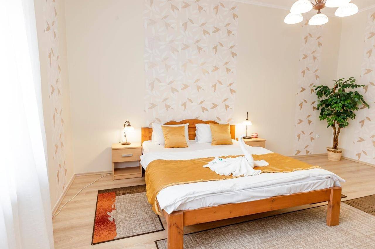 Cały apartament, Almafa Apartmanház in Eger, Komitat Heves