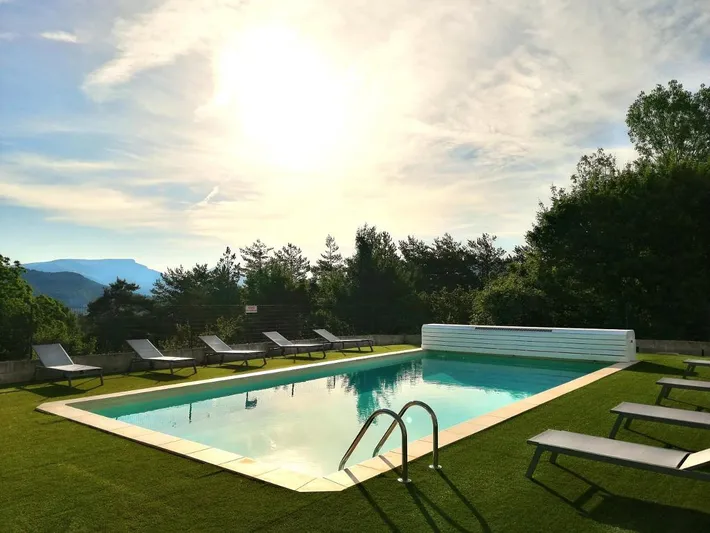 Hotel para 2 personas, con piscina y jardín - 1