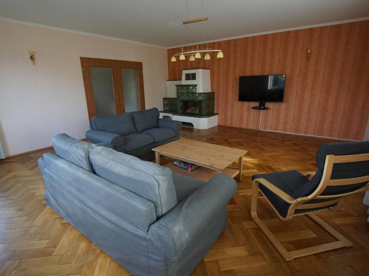Ganze Wohnung, Gemütliche Ferienwohnung in Krina mit Garten und Grill in Muldestausee, Dübener Heide