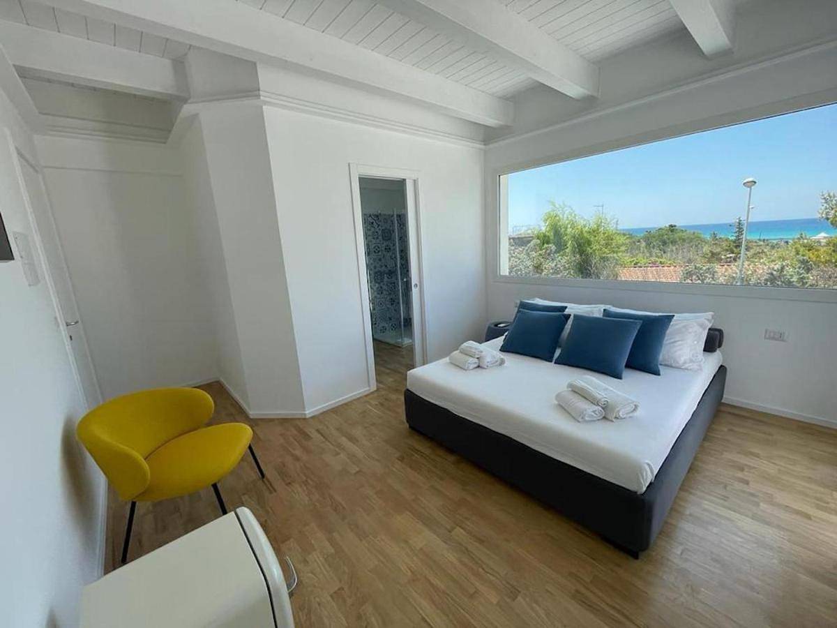 Deluxe Triple Room in Pôr do Sol, Baia Verde