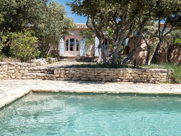 Casa de vacaciones en Joucas con piscina. in Joucas, Parque natural regional del Luberon