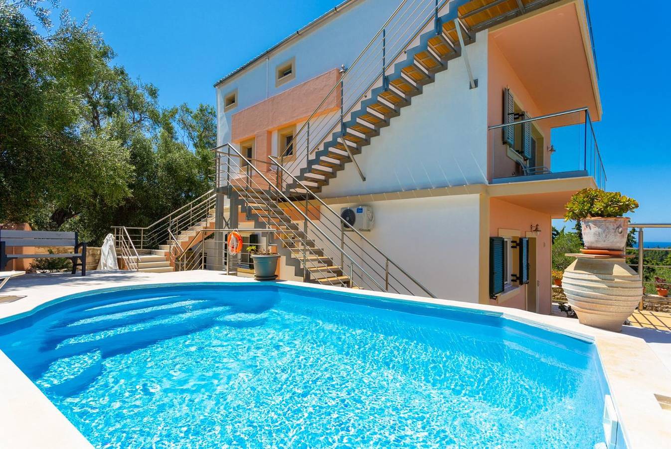 Villa für 11 Personen mit Kinderpool in Lakka, Paxos