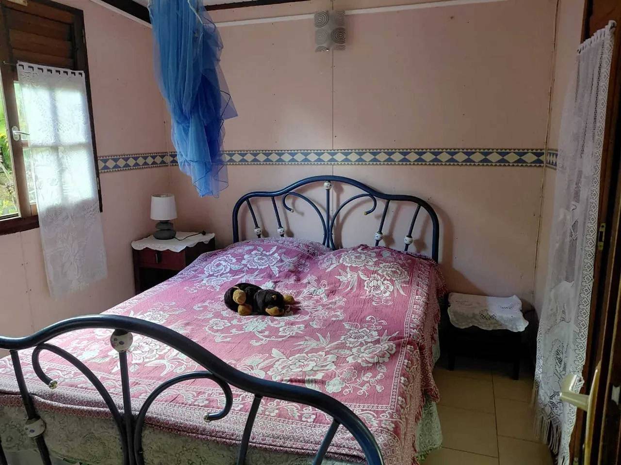 Estudio entero, Acogedor estudio con terraza en Petit-Bourg de 30 m² in Petit-Bourg, Guadalupe