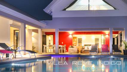 Villa pour 8 personnes, avec terrasse ainsi que piscine et jardin, animaux acceptés en Guadeloupe