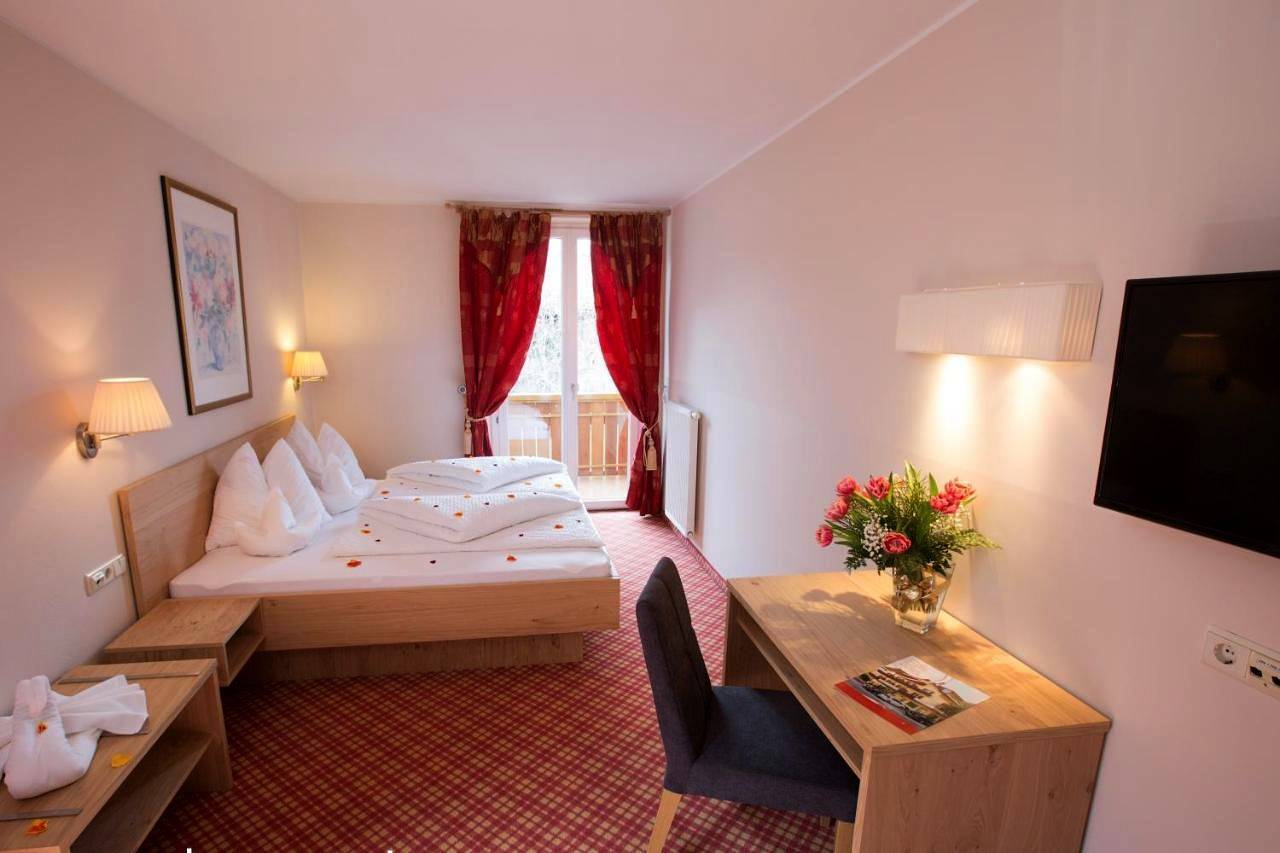 Hotel Stamserhof in Andrian, Nonsberggruppe
