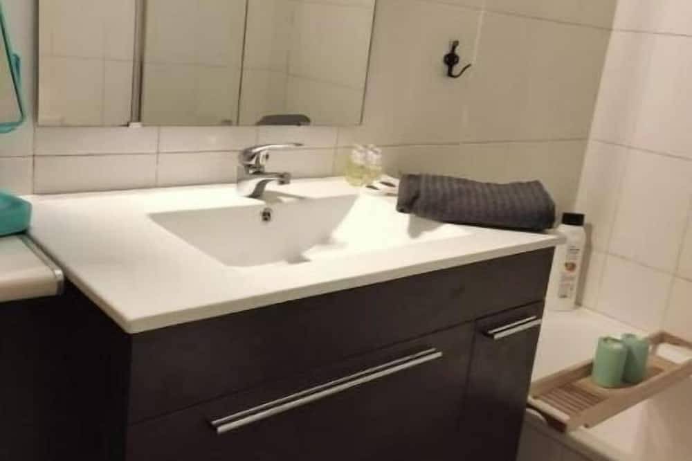 Entire apartment, German Duplex Penthouse in Villanúa, Spanish Pyrenees