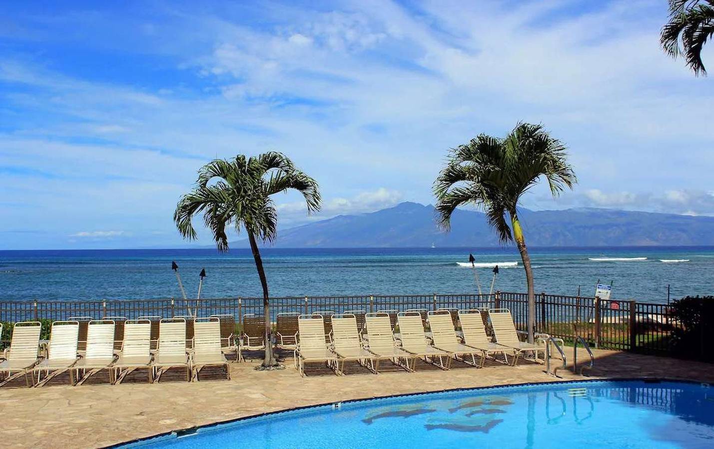 Apartamento entero, Oceanfront Whale Watching, Sunsets, Island Views on Big Lanai in Kahana, Napili-Honokowai