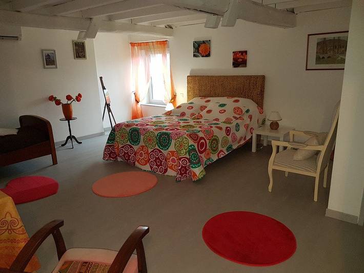 Chambre d’hôte pour 3 personnes, avec jardin dans le Lot - 2