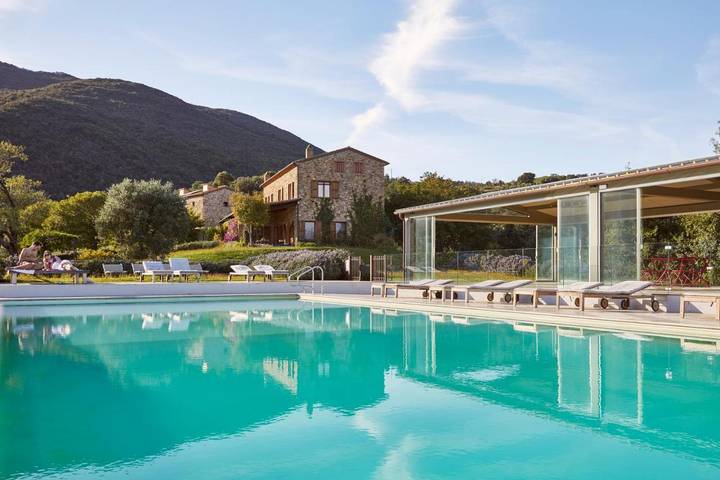 Villa per 8 persone, con Terrazza e Giardino nonché Piscina e Panorama a Suvereto