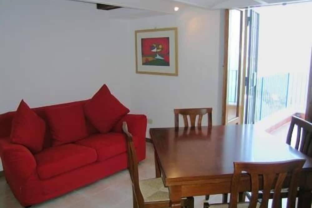 Entire apartment, Conca \"Amalfi 51\" Amalfi Coast in Conca dei Marini, Amalfi Coast