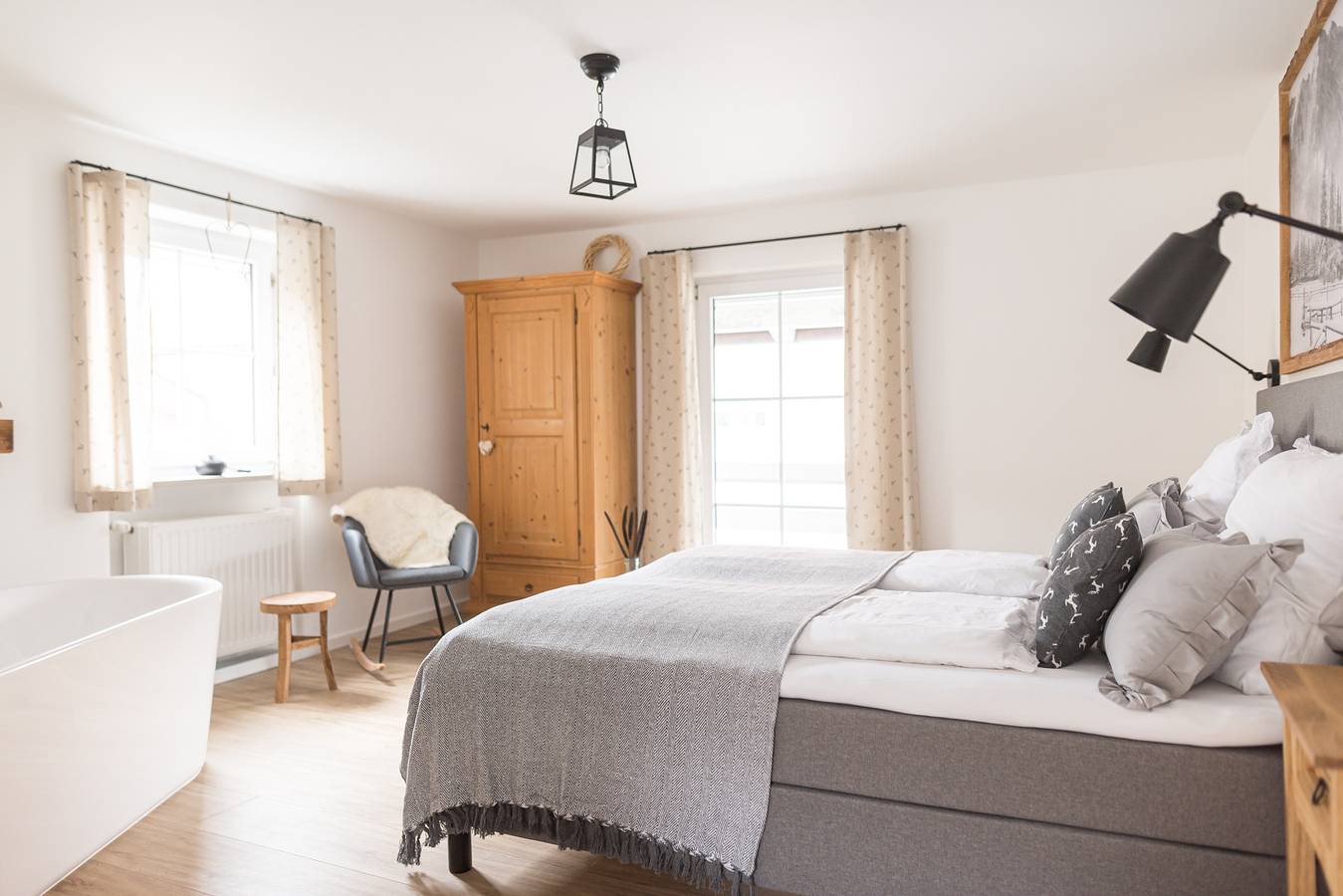 Bergheimat Ruhpolding inkl. Chiemgaukarte - Ferienhaus 140qm, Balkon, Terrasse, 4 Schlafzimmer, Küche, Wohn Esszimmer in Ruhpolding, Bayerische Alpen