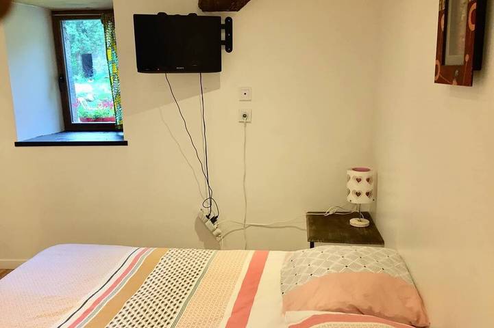Gîte pour 4 personnes à Lanrivain