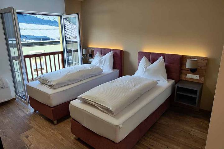 Hotel für 2 Personen, mit Balkon und Terrasse in Bad Goisern - 2
