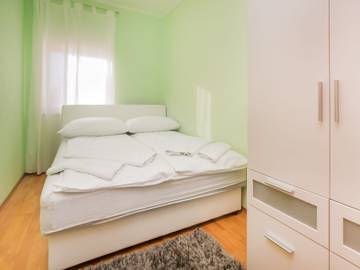 Vakantiehuis voor 15 Personen in Dubrava kod Šibenika, Šibenik-Knin, Afbeelding 3