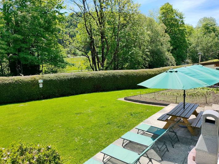Apartamento entero, Saine Montagnes du Jura avec Spa et Sauna in Foncine-le-Haut, Parc naturel régional du Haut-Jura