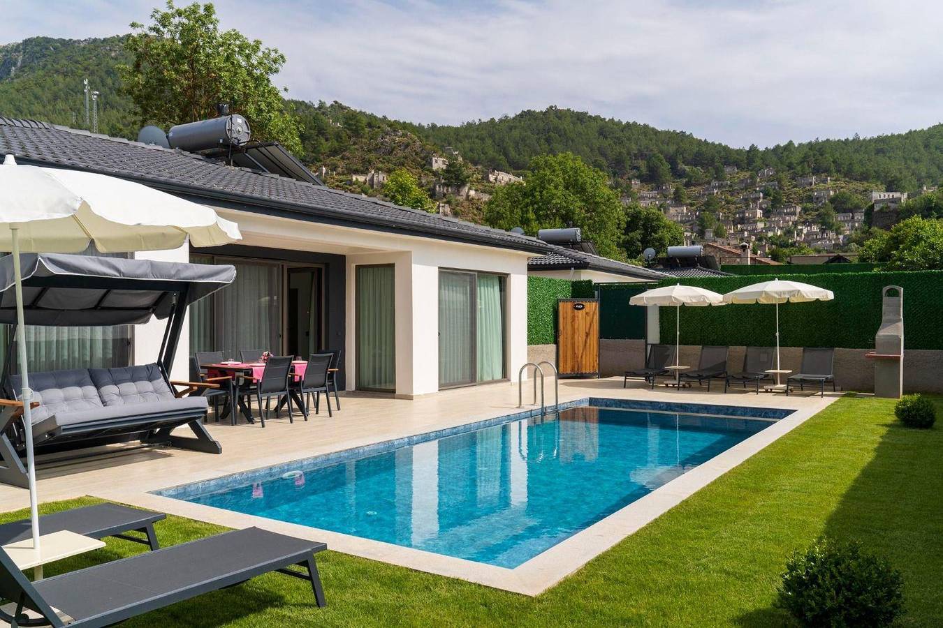 Holiday home for 6 people in Kayaköy in nature in Kayaköy, Muğla