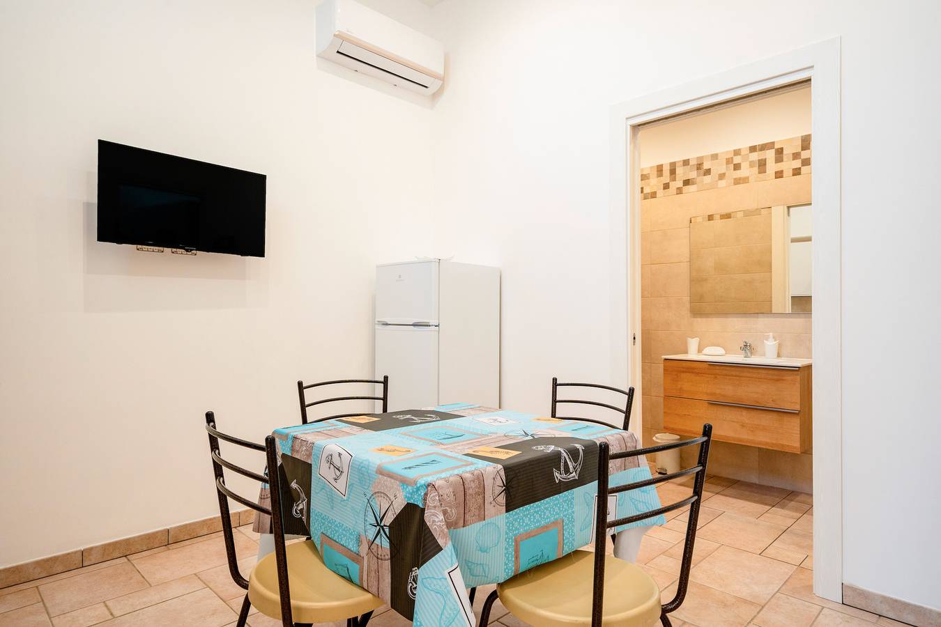 Apartamento entero, Apartamento 'L'Aia - 5' con piscina compartida, Wi-Fi y aire acondicionado in Sant'Antonio D'ascula, Monopoli