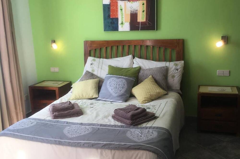 Villa With Private Heated Pool in Playa Blanca, Yaiza