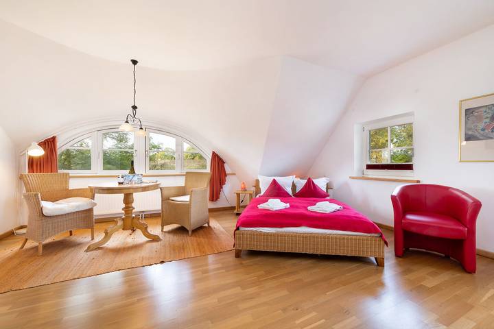 Ganze Ferienwohnung, Die kleine Rote in Lancken-Granitz, Rügen