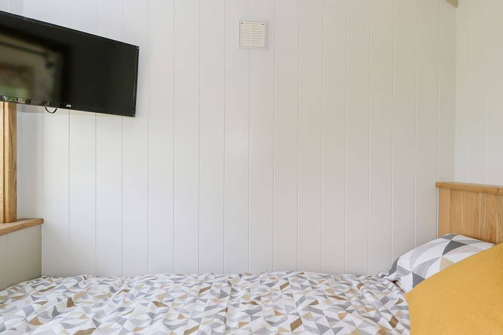 Waylands, pet friendly, with open fire in Uffington in North Wessex Downs