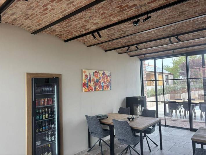 Chambre d’hôte pour 5 personnes, avec vue ainsi que jardin et piscine dans Neuve-Église - 4