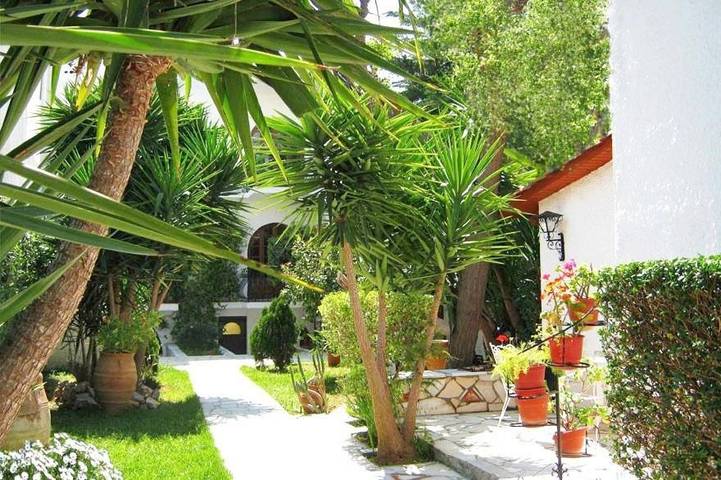 Location de vacances pour 5 personnes, avec jardin et terrasse dans Érétrie - 4