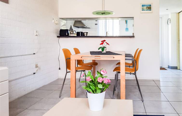 Ferienhaus für 4 Personen mit Terrasse in Aquadelta, Bruinisse