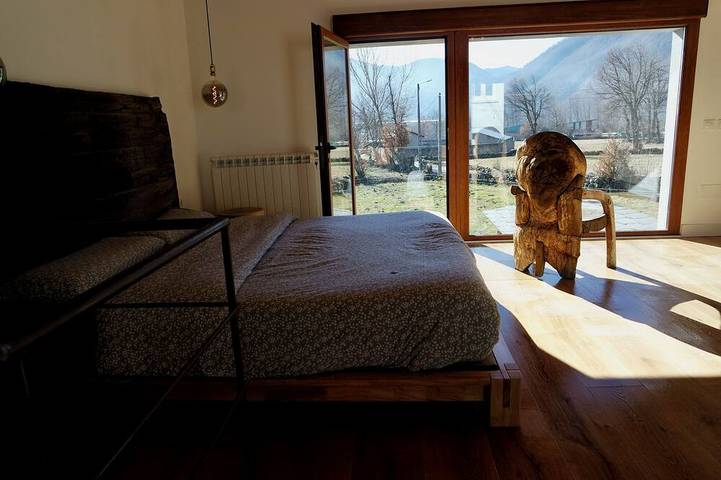 Quiet design duplex with mountain views in Villablino, Chaîne Cantabrique